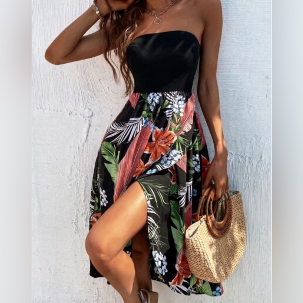 ‼️SOLD‼️ 146. SHEIN VCAY Strapless Floral Print Tulip Hem Faux Wrap Tube Dress
